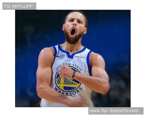 桑托斯盛赞库里无球跑动如引力场吸引所有人注意力的神奇魅力